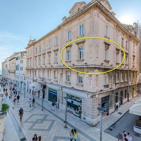 City Core Apartment Сплит Екстериор снимка