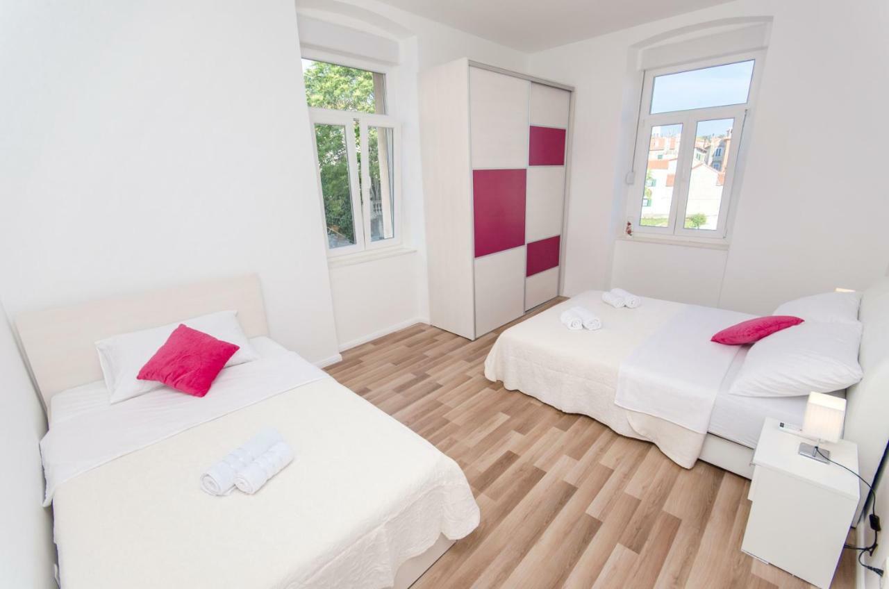 City Core Apartment Сплит Екстериор снимка