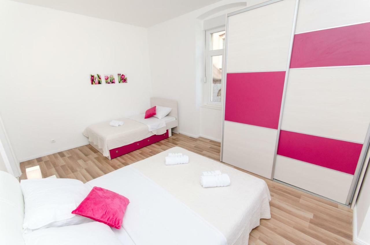City Core Apartment Сплит Екстериор снимка